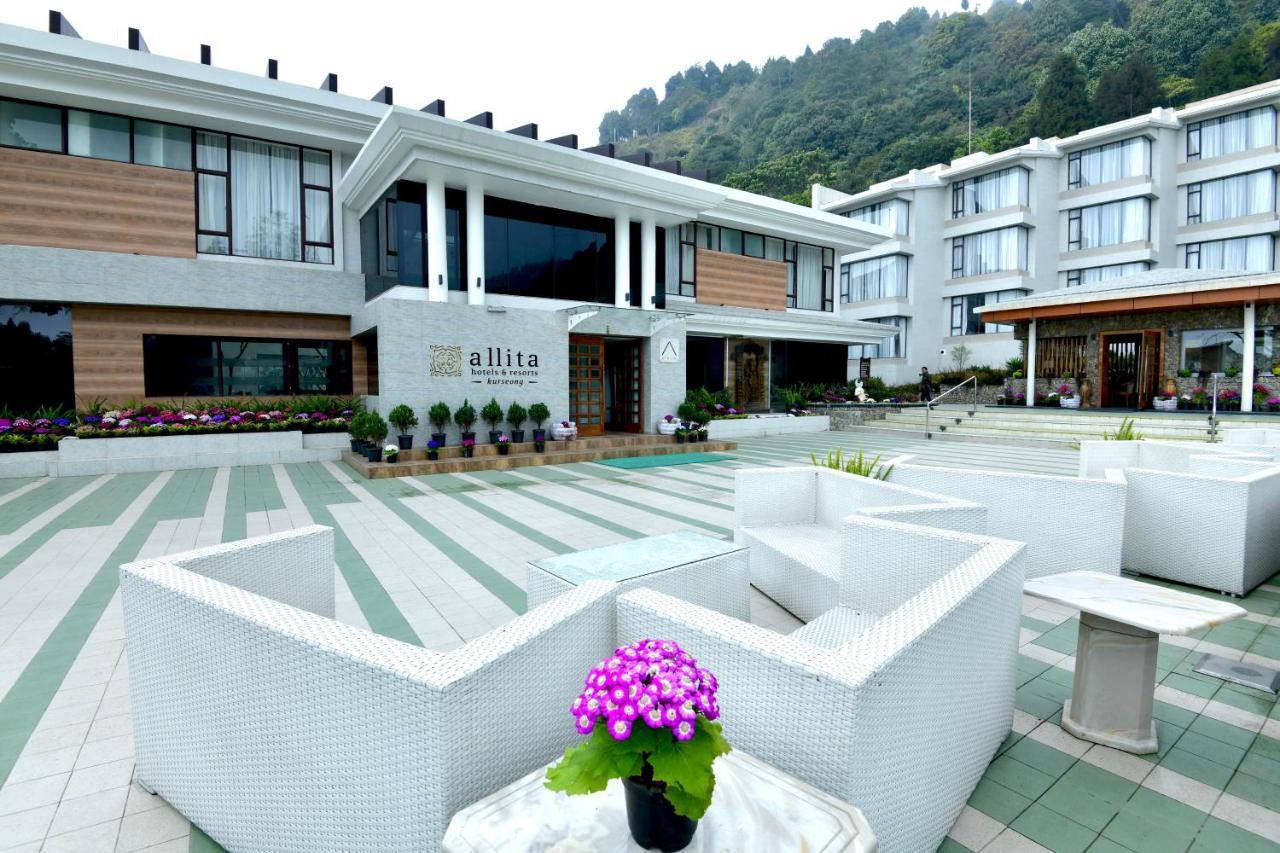 Allita Hotel & Resorts Kurseong Exterior photo